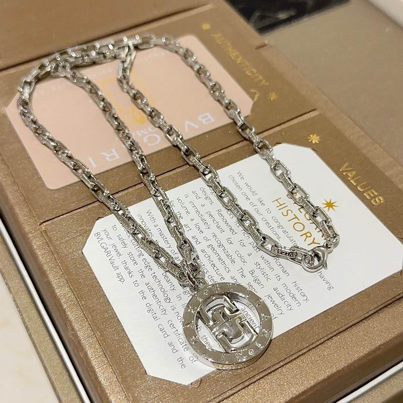 Bvlgari necklace 01yxx180